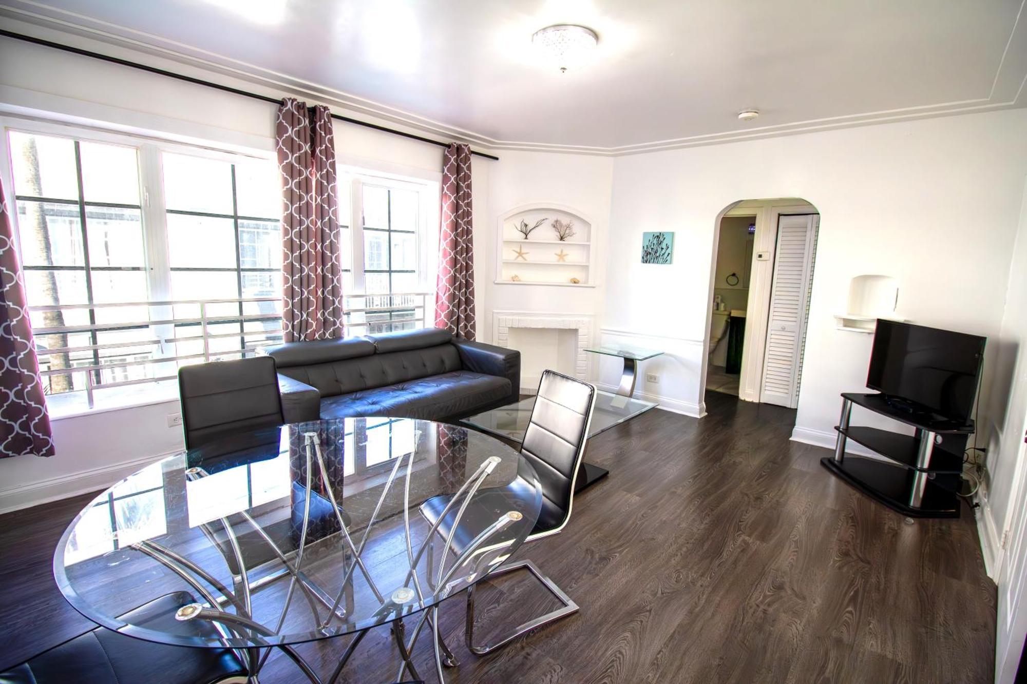 Courtyard Apartments Part Of The Oasis Casita Collection マイアミビーチ エクステリア 写真
