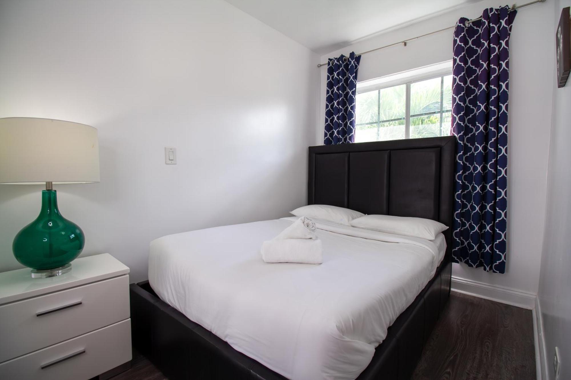 Courtyard Apartments Part Of The Oasis Casita Collection マイアミビーチ エクステリア 写真
