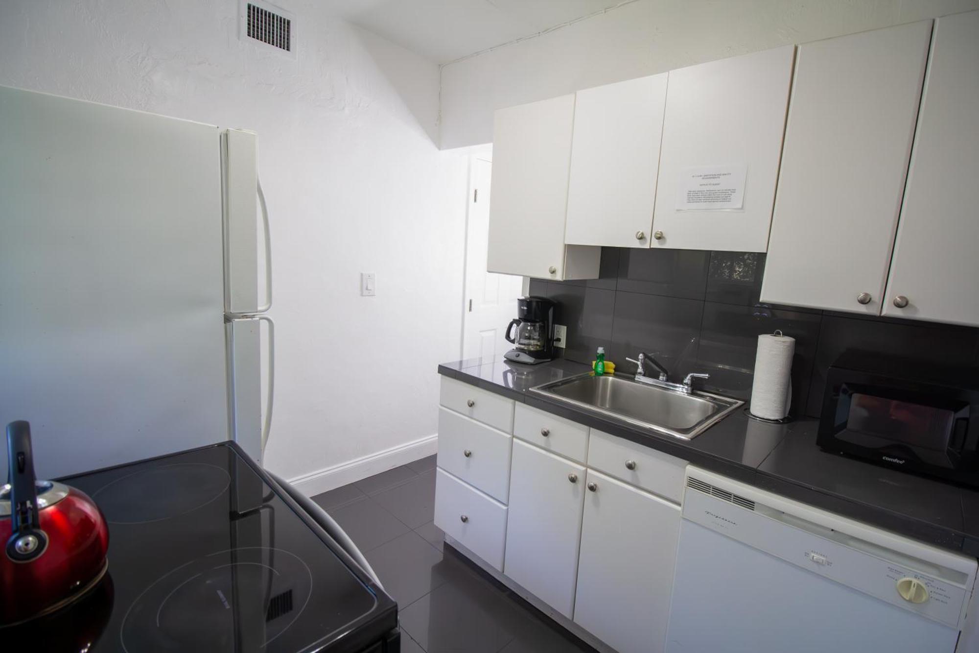 Courtyard Apartments Part Of The Oasis Casita Collection マイアミビーチ エクステリア 写真