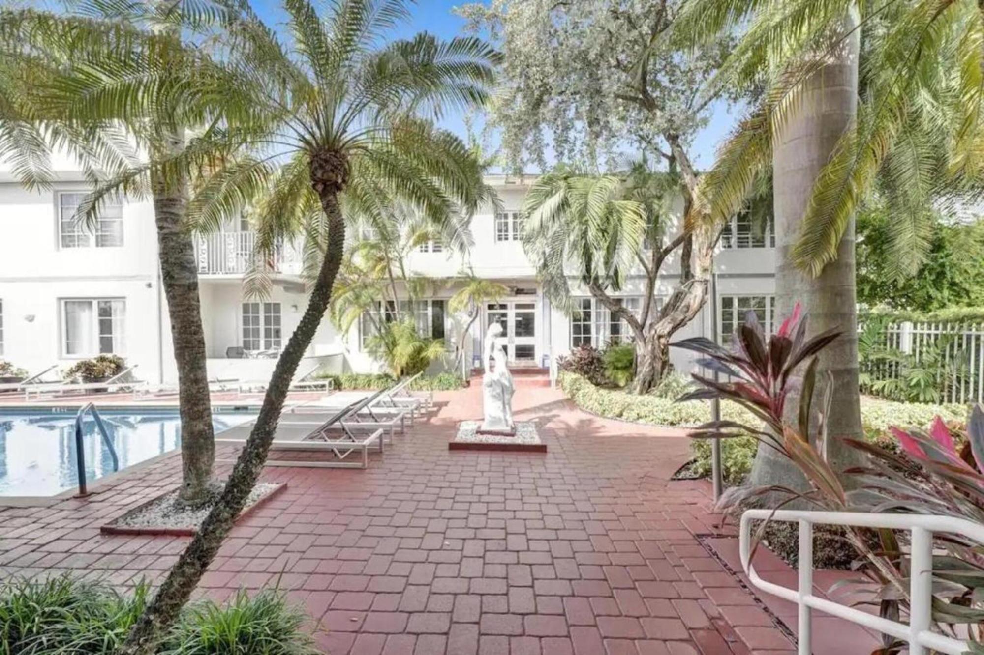 Courtyard Apartments Part Of The Oasis Casita Collection マイアミビーチ エクステリア 写真