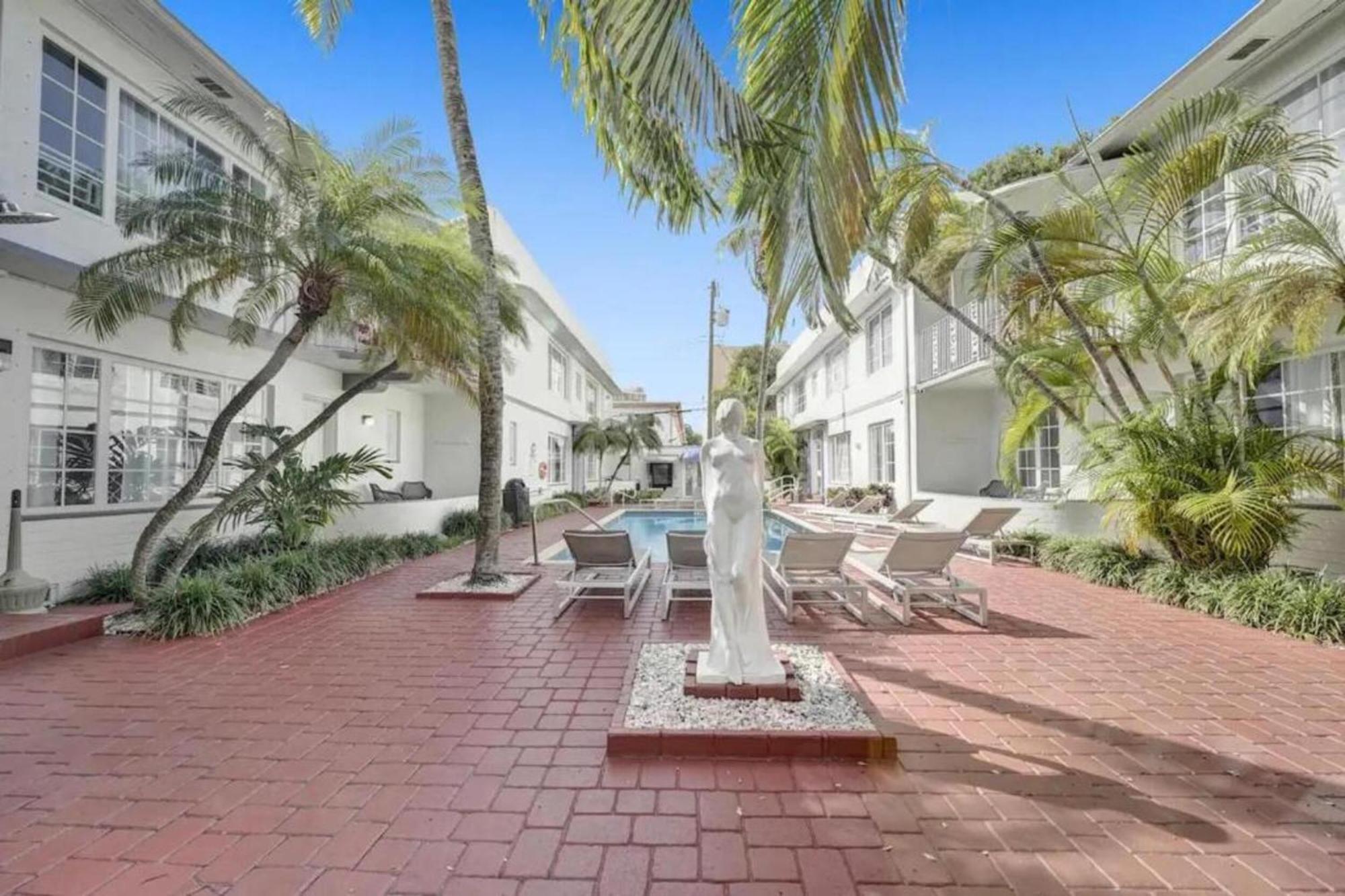 Courtyard Apartments Part Of The Oasis Casita Collection マイアミビーチ エクステリア 写真