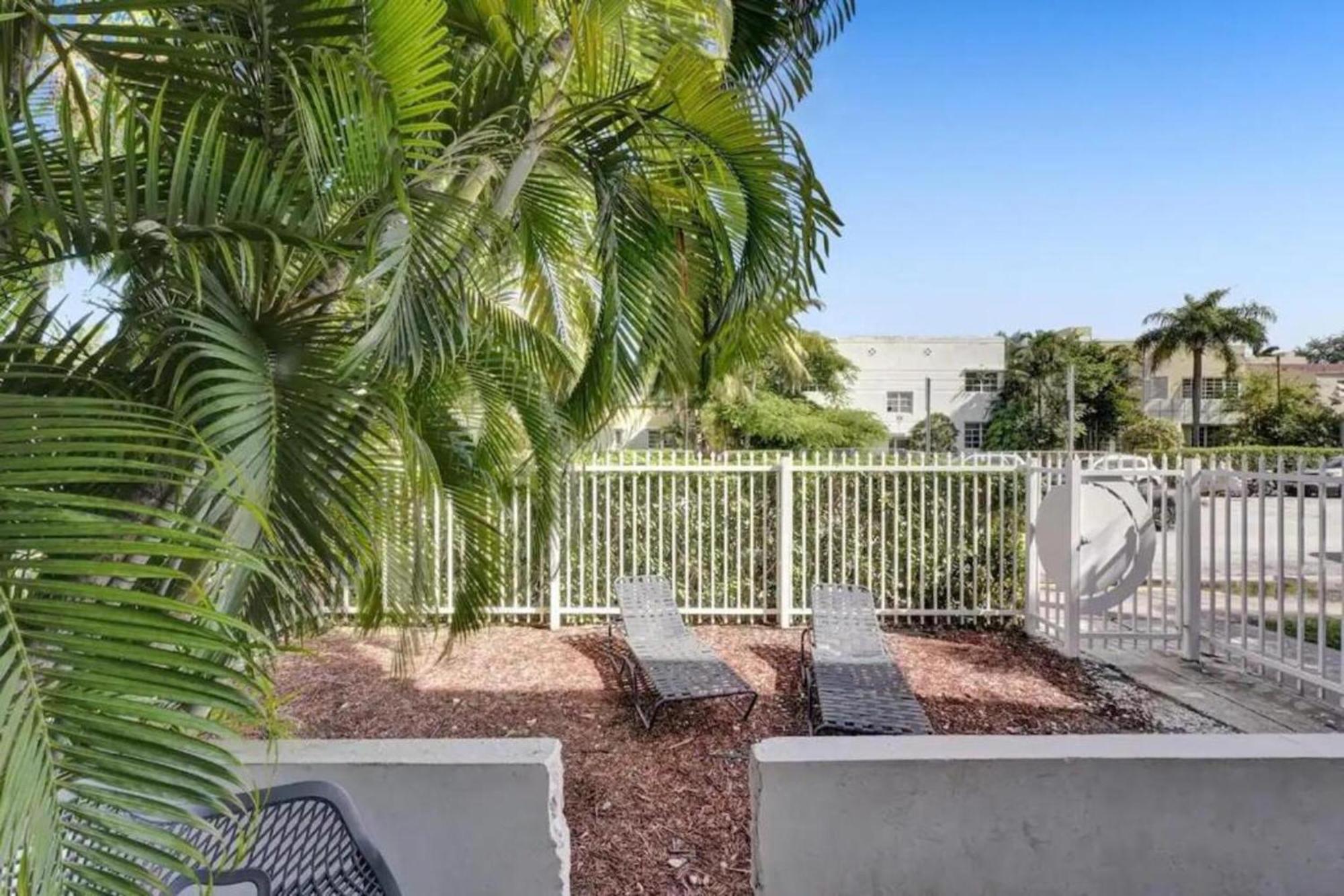 Courtyard Apartments Part Of The Oasis Casita Collection マイアミビーチ エクステリア 写真